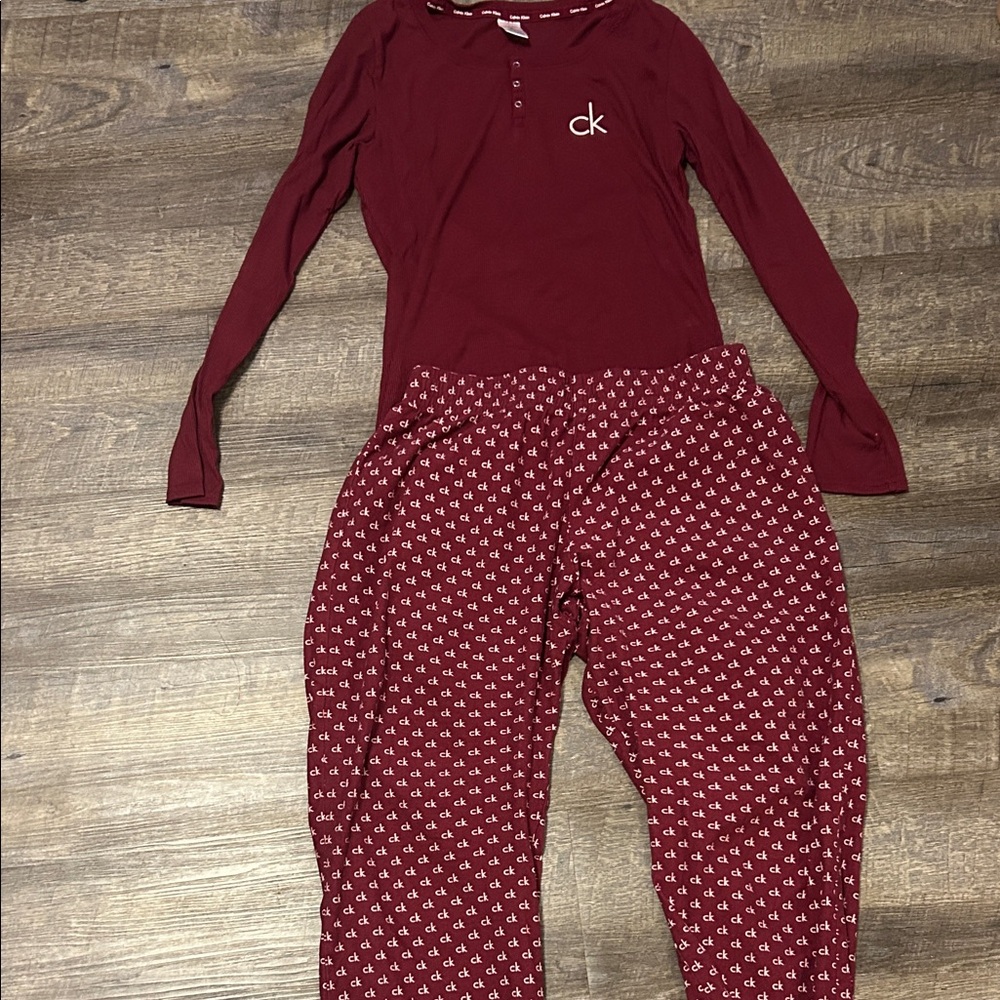 Calvin Klein Burgundy Women’s M  PJ Set